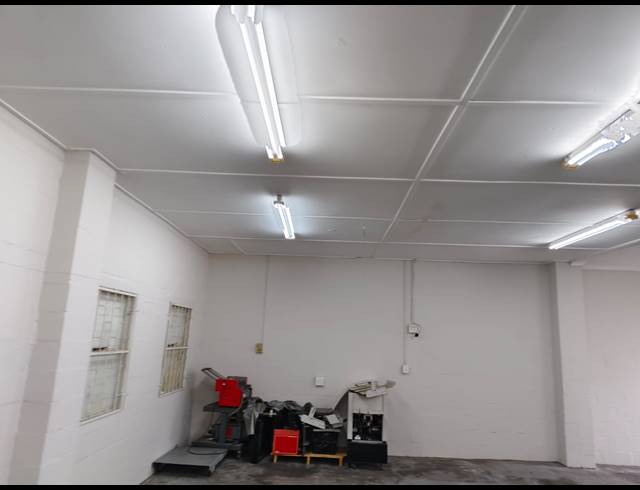 200M² WAREHOUSE TO LET IN WETTON